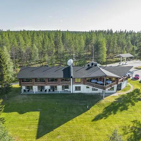 מלון Kuusamon Portti 4*