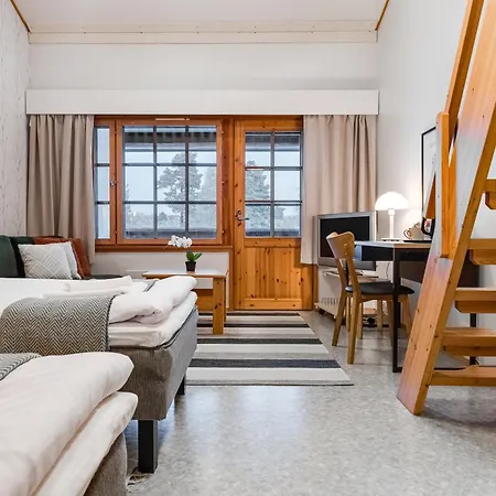 Kuusamon Portti Hotel *